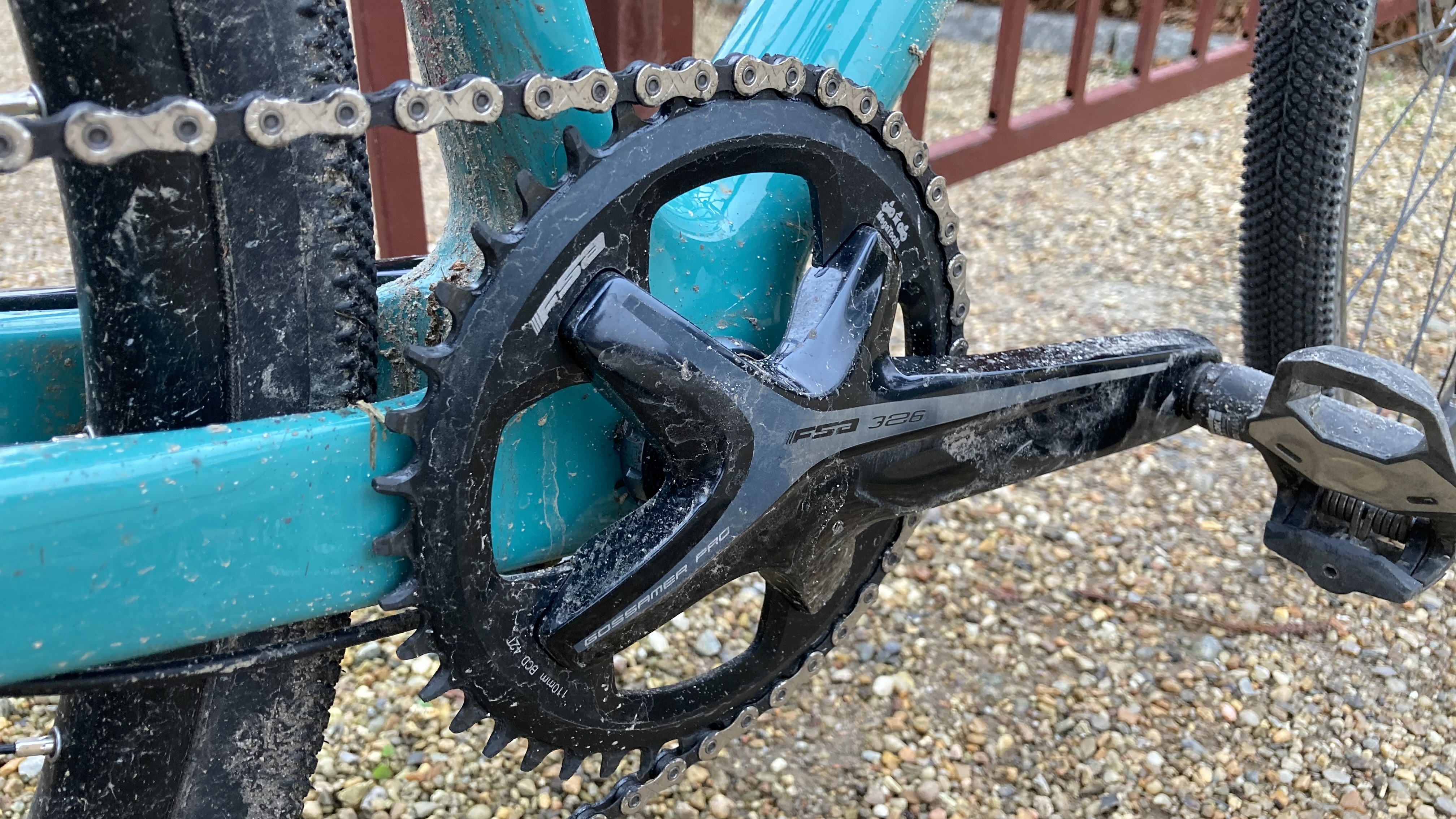 Der er både fordele og ulemper ved kun at have én klinge foran.